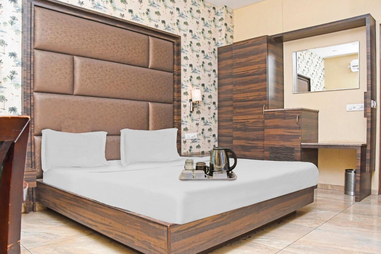 Townhouse 900 Hotel Surya Palace Bhilai Exterior foto