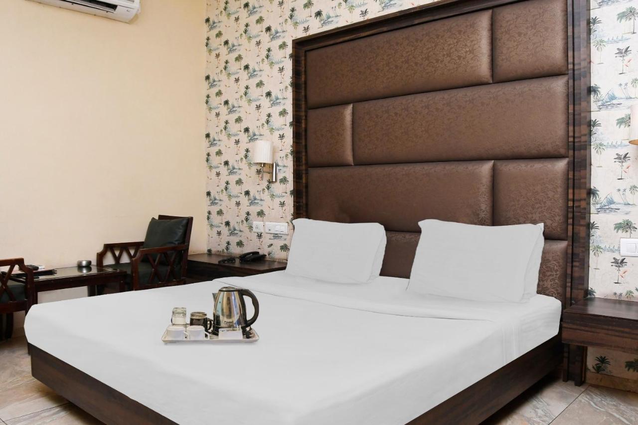Townhouse 900 Hotel Surya Palace Bhilai Exterior foto