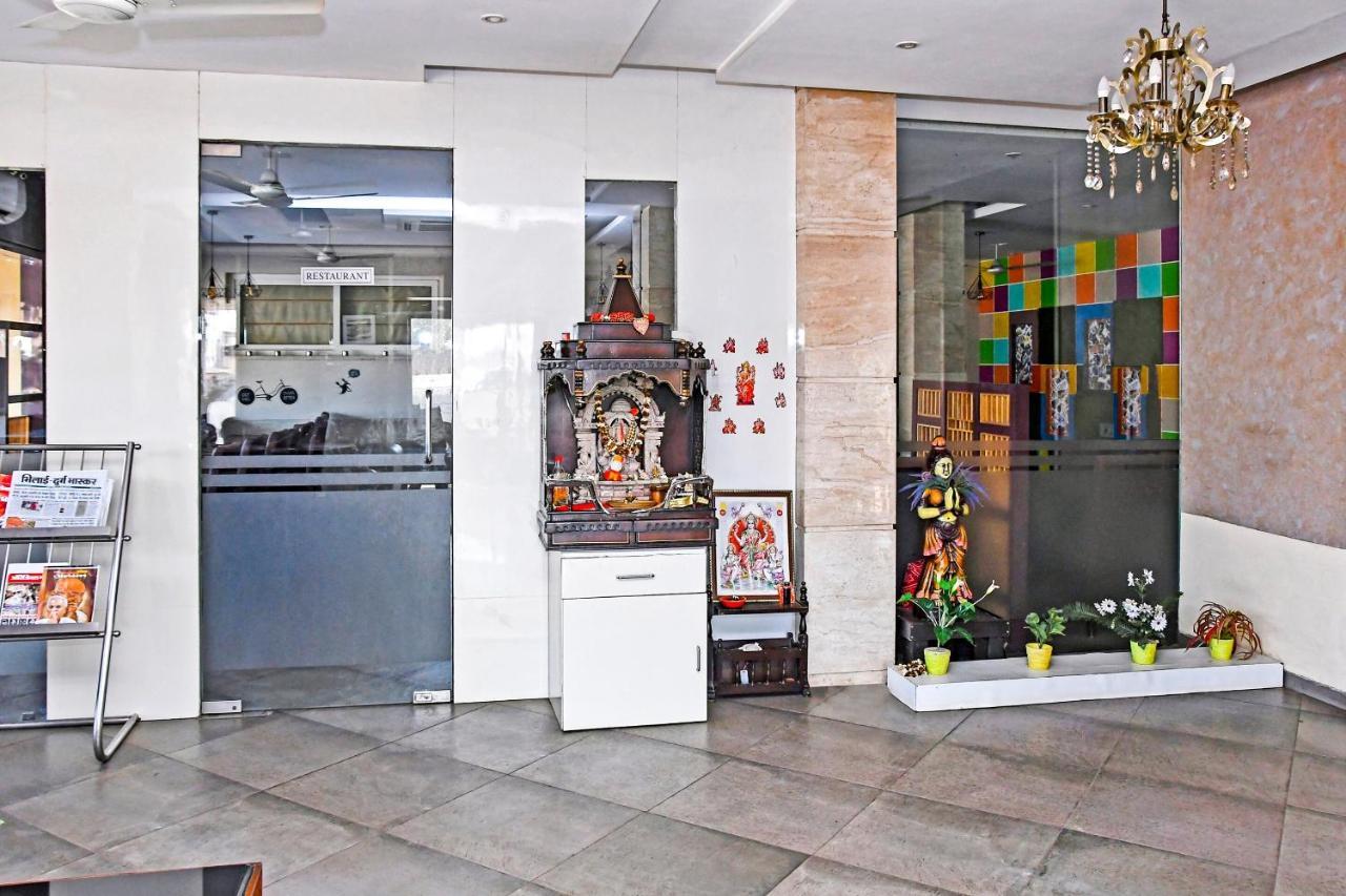 Townhouse 900 Hotel Surya Palace Bhilai Exterior foto