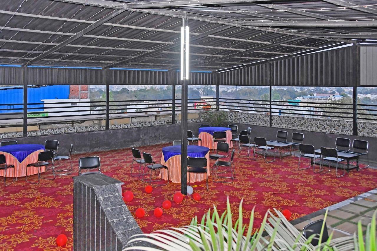 Townhouse 900 Hotel Surya Palace Bhilai Exterior foto